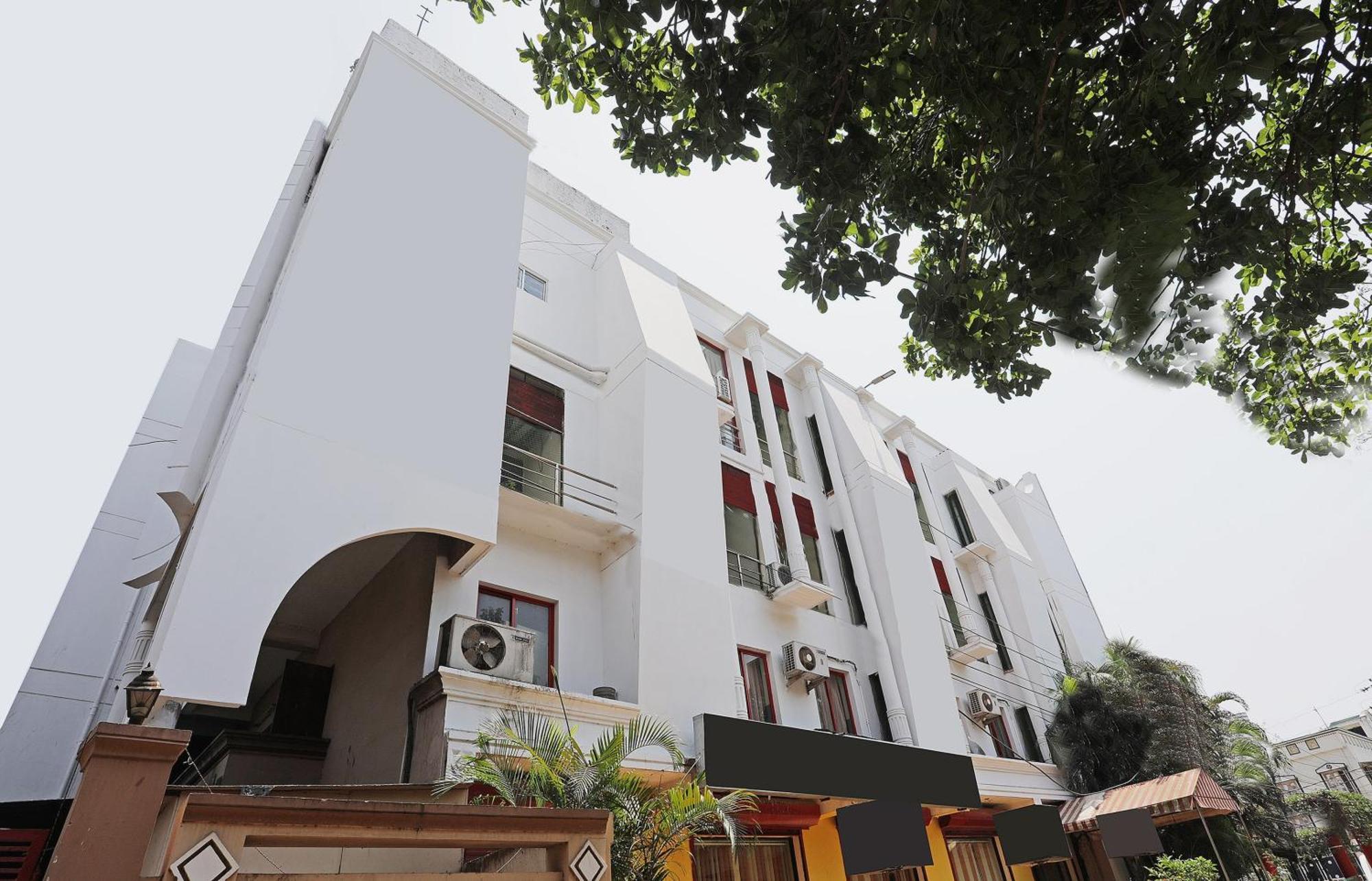 Hotel Nayapalli Bhubaneswar Exterior foto